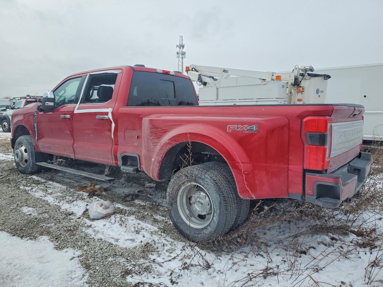 2023 FORD F350 SUPER DUTY photo 3