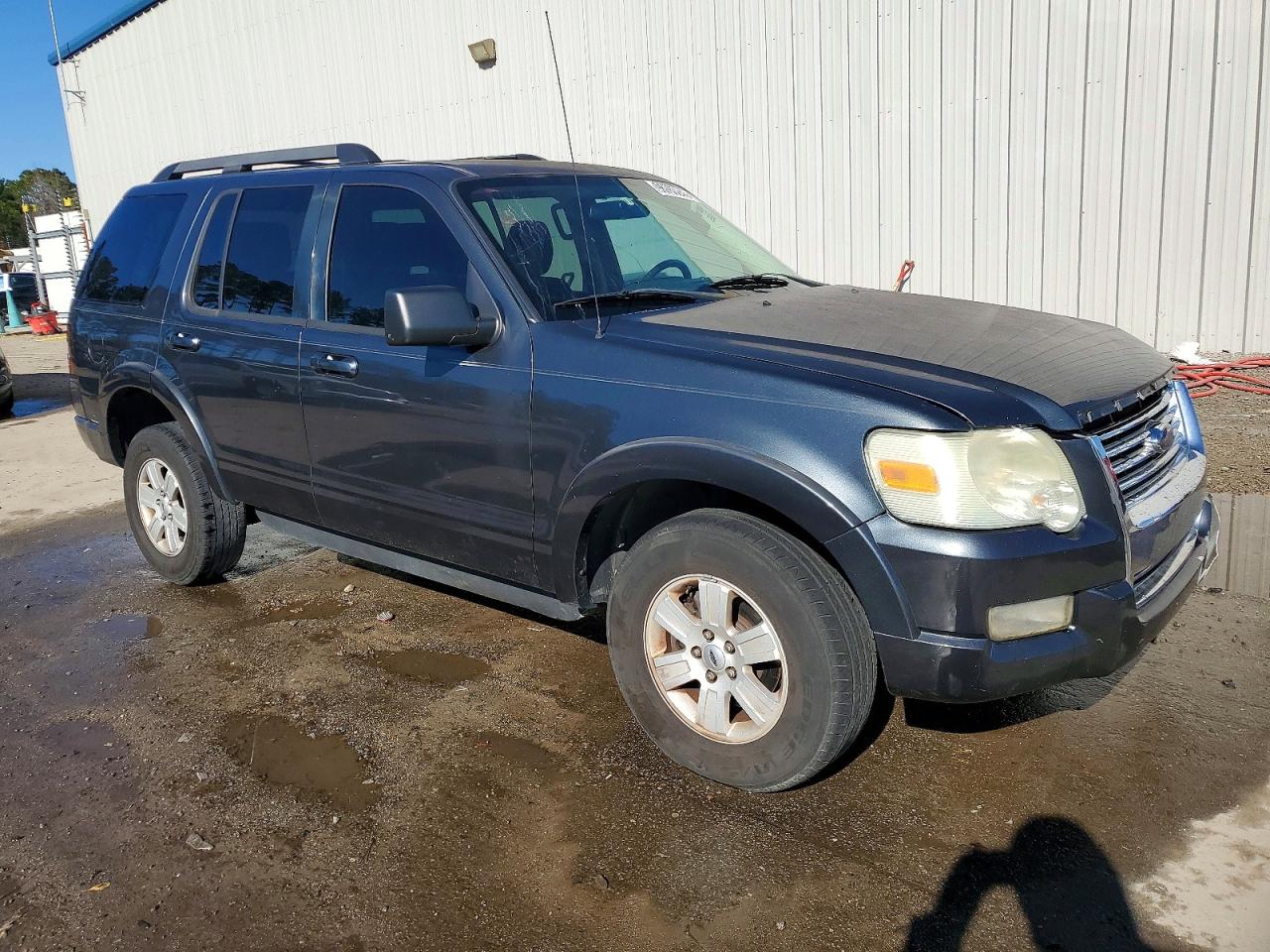 2010 FORD EXPLORER XLT photo 4