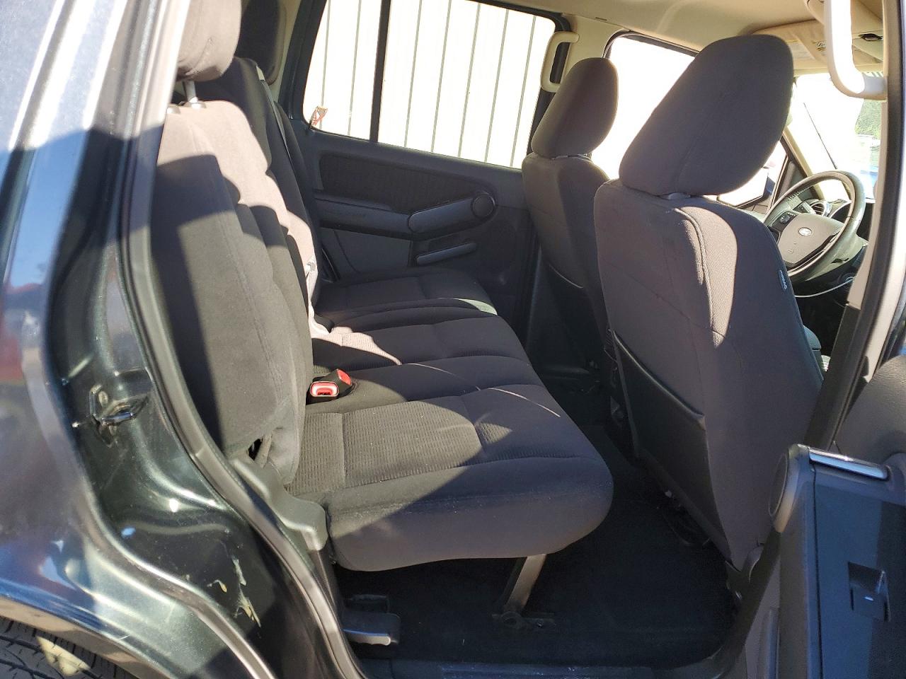 2010 FORD EXPLORER XLT photo 11