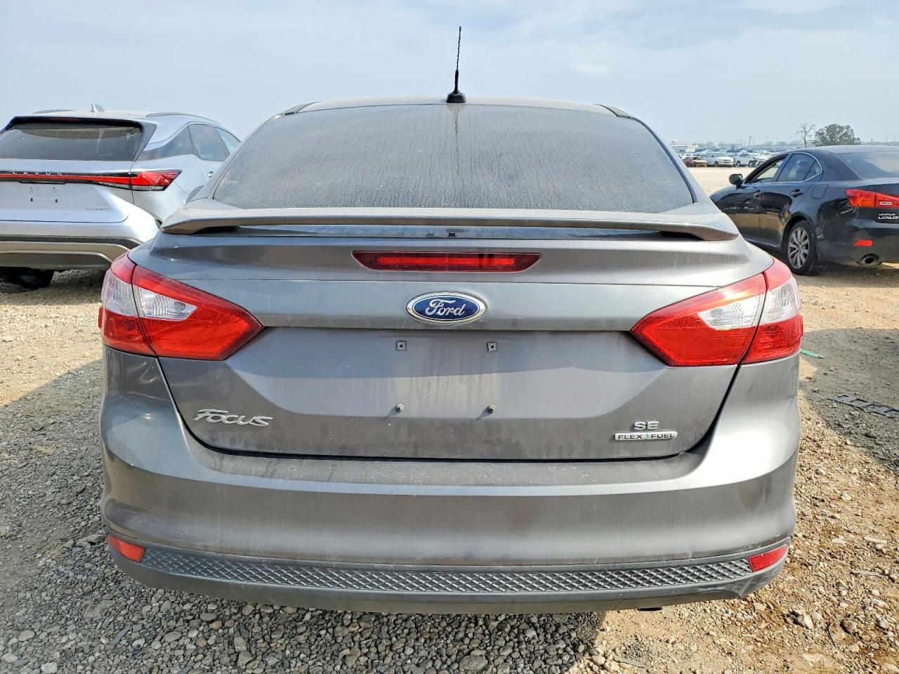 2013 FORD FOCUS SE photo 6