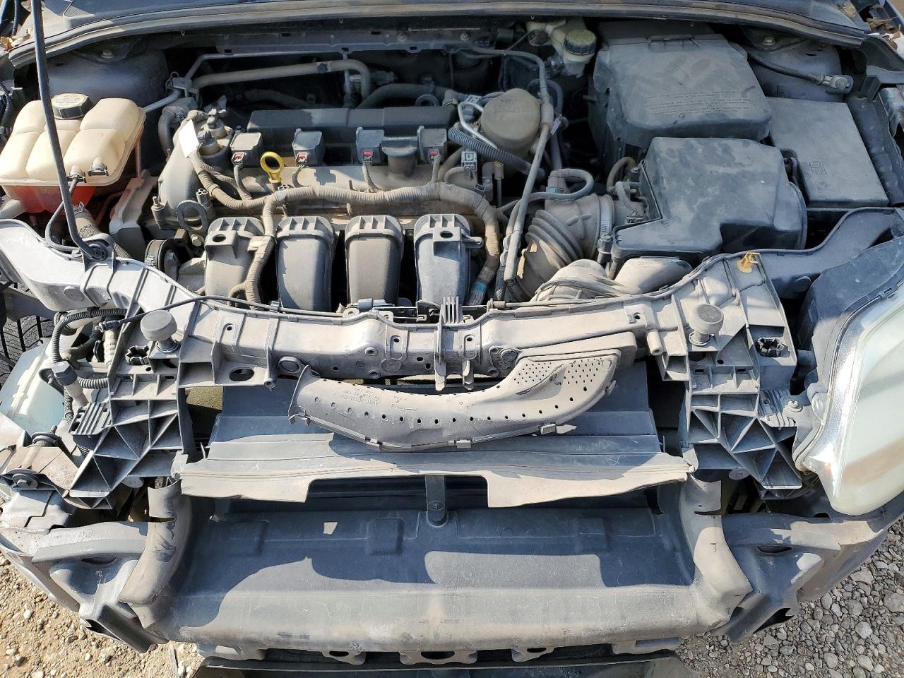 2013 FORD FOCUS SE photo 11