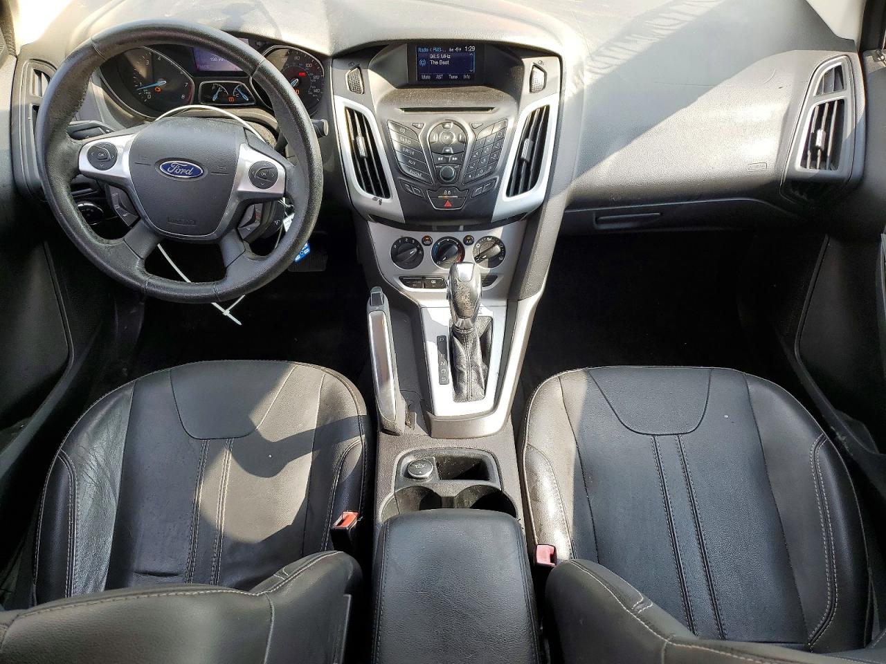 2013 FORD FOCUS SE photo 8
