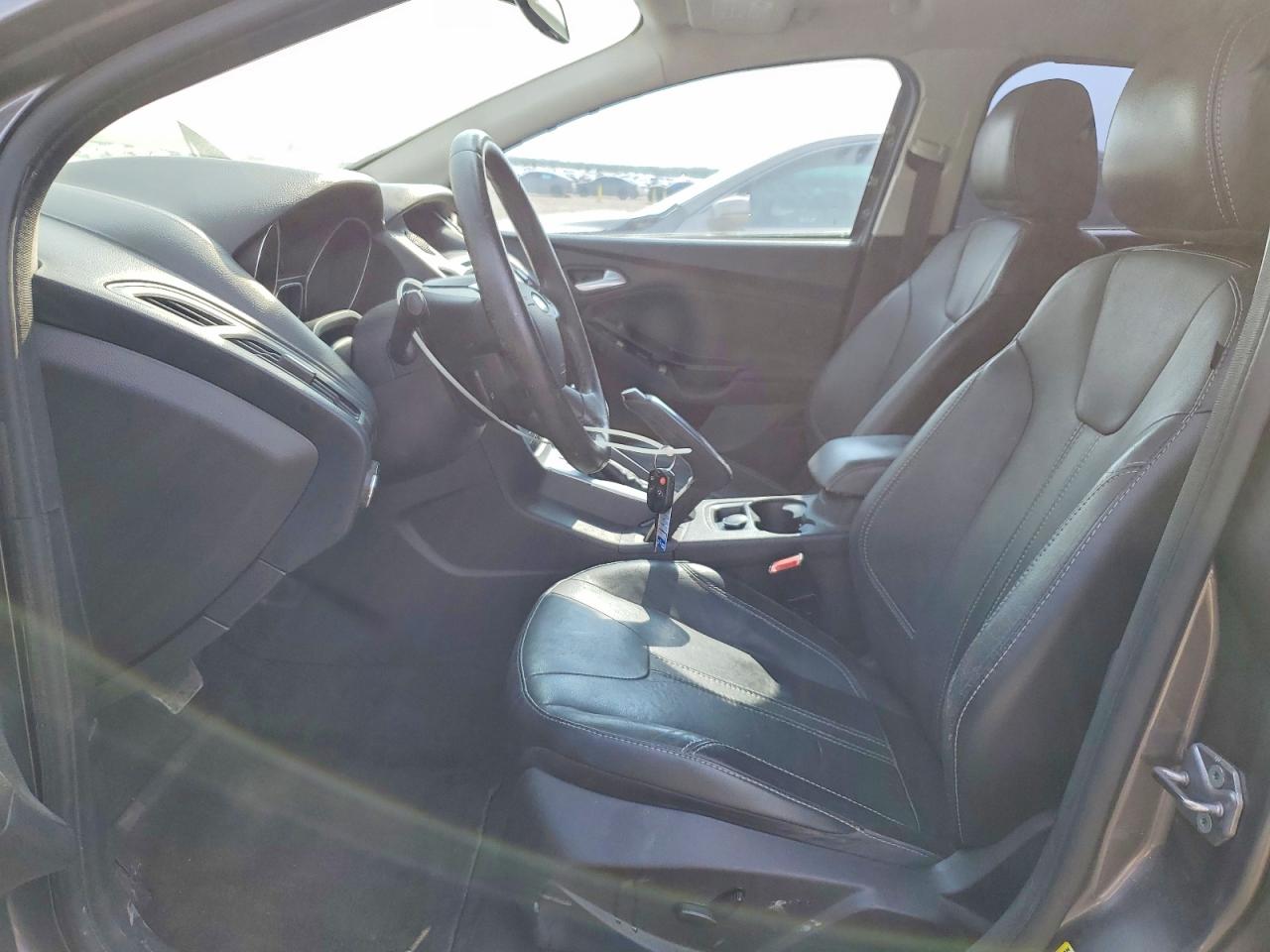 2013 FORD FOCUS SE photo 7