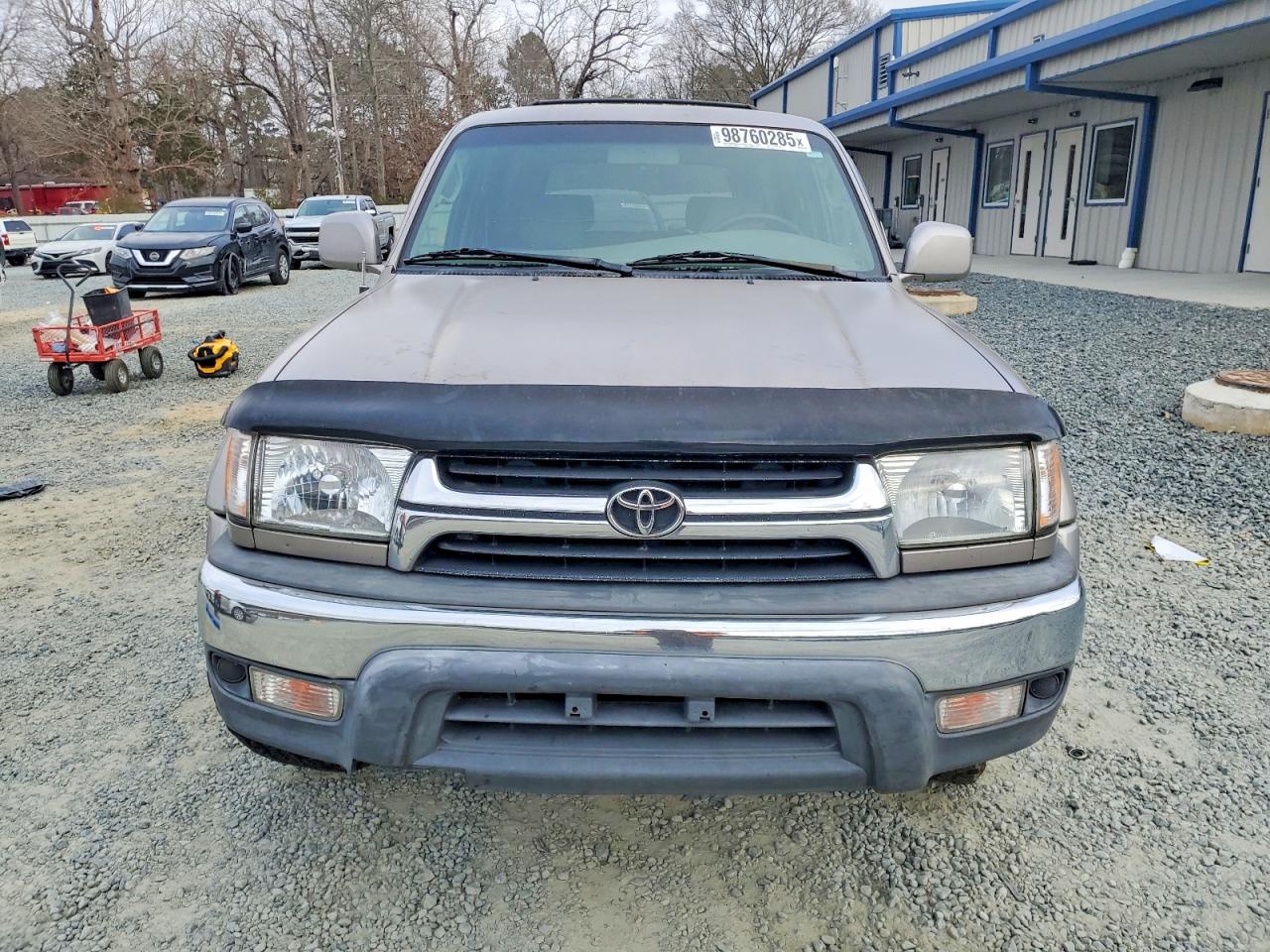 2002 TOYOTA 4RUNNER SR5 photo 5
