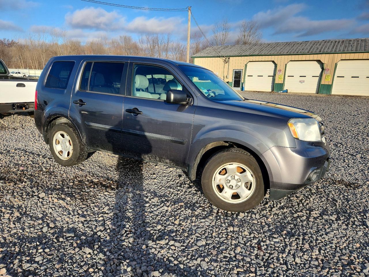 2012 HONDA PILOT LX photo 4