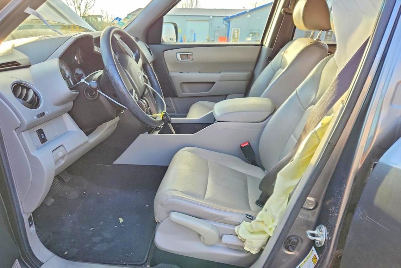 2012 HONDA PILOT LX photo 7