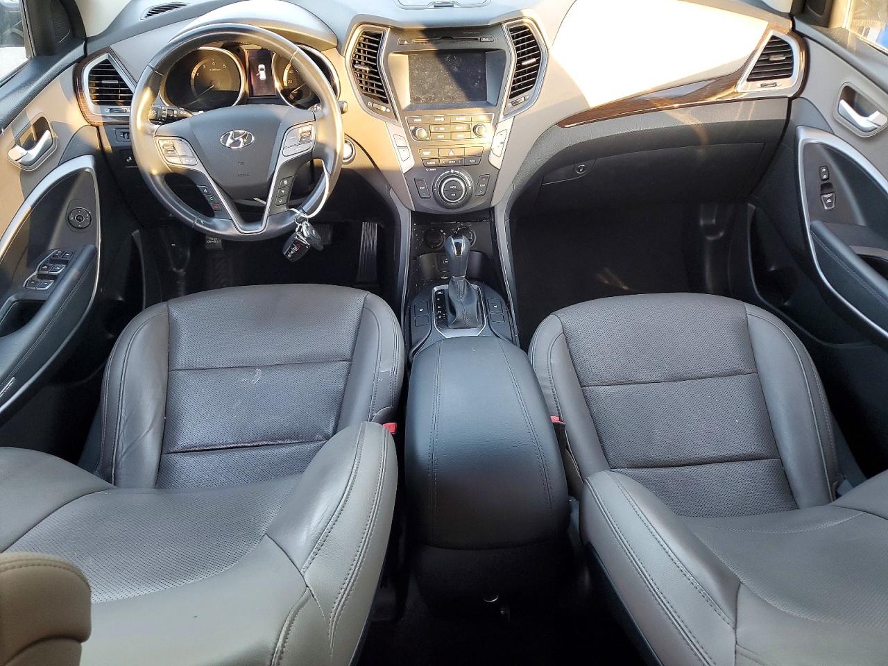 2017 HYUNDAI SANTA FE SPORT photo 8