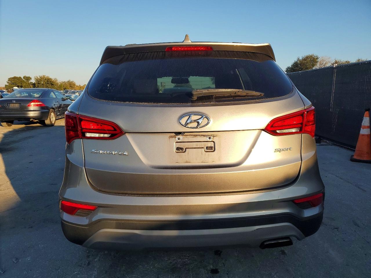 2017 HYUNDAI SANTA FE SPORT photo 6
