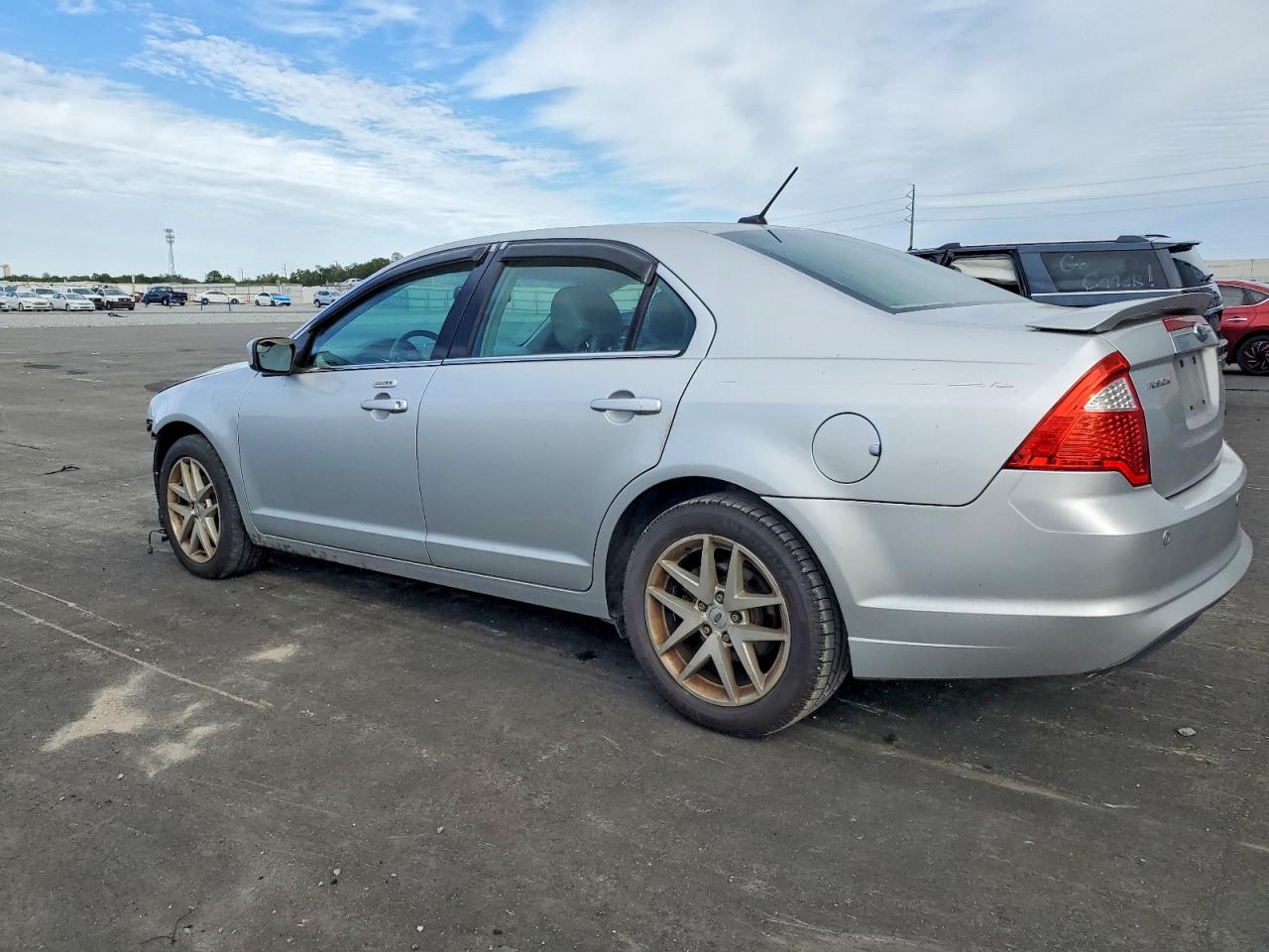 2012 FORD FUSION SEL photo 2