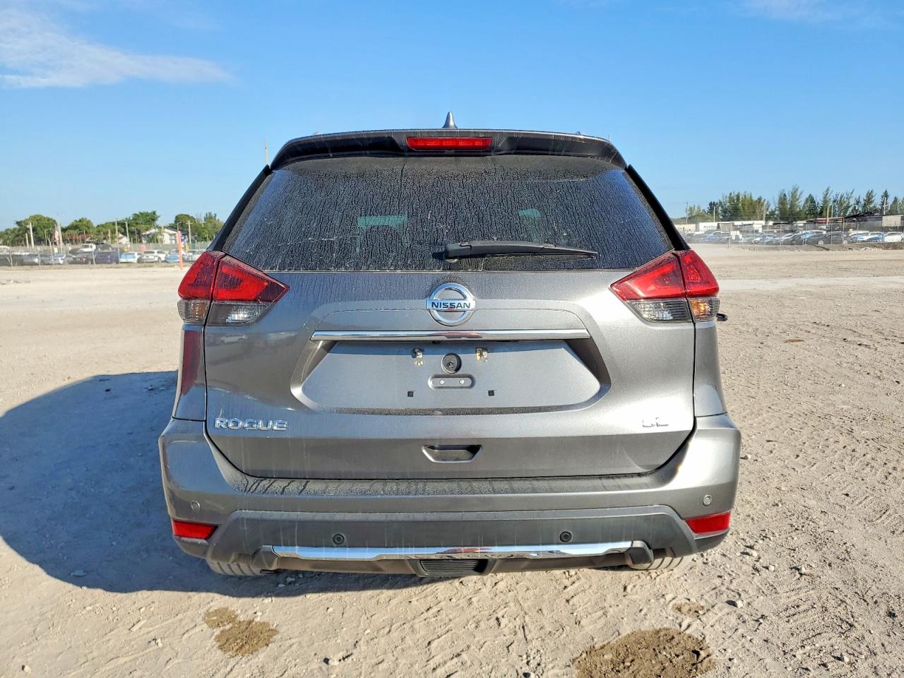 2019 NISSAN ROGUE S photo 6