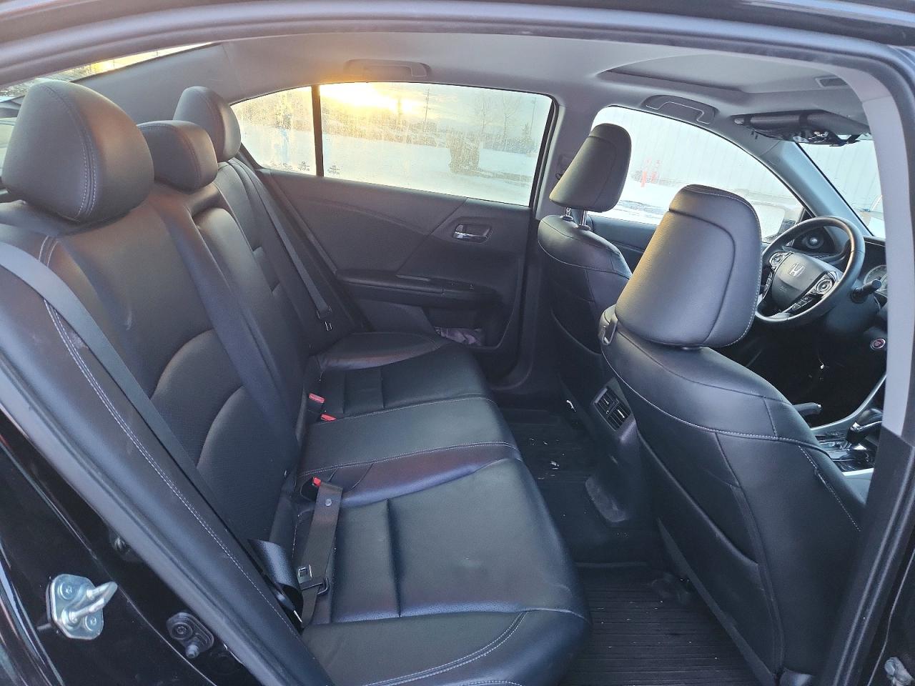 2016 HONDA ACCORD TOURING photo 10