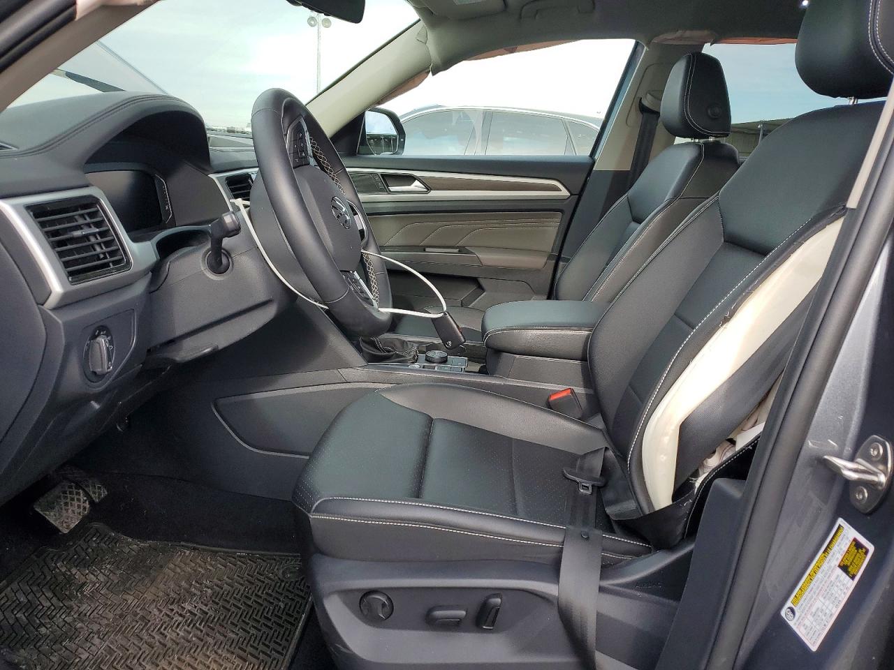 2023 VOLKSWAGEN ATLAS SE photo 7