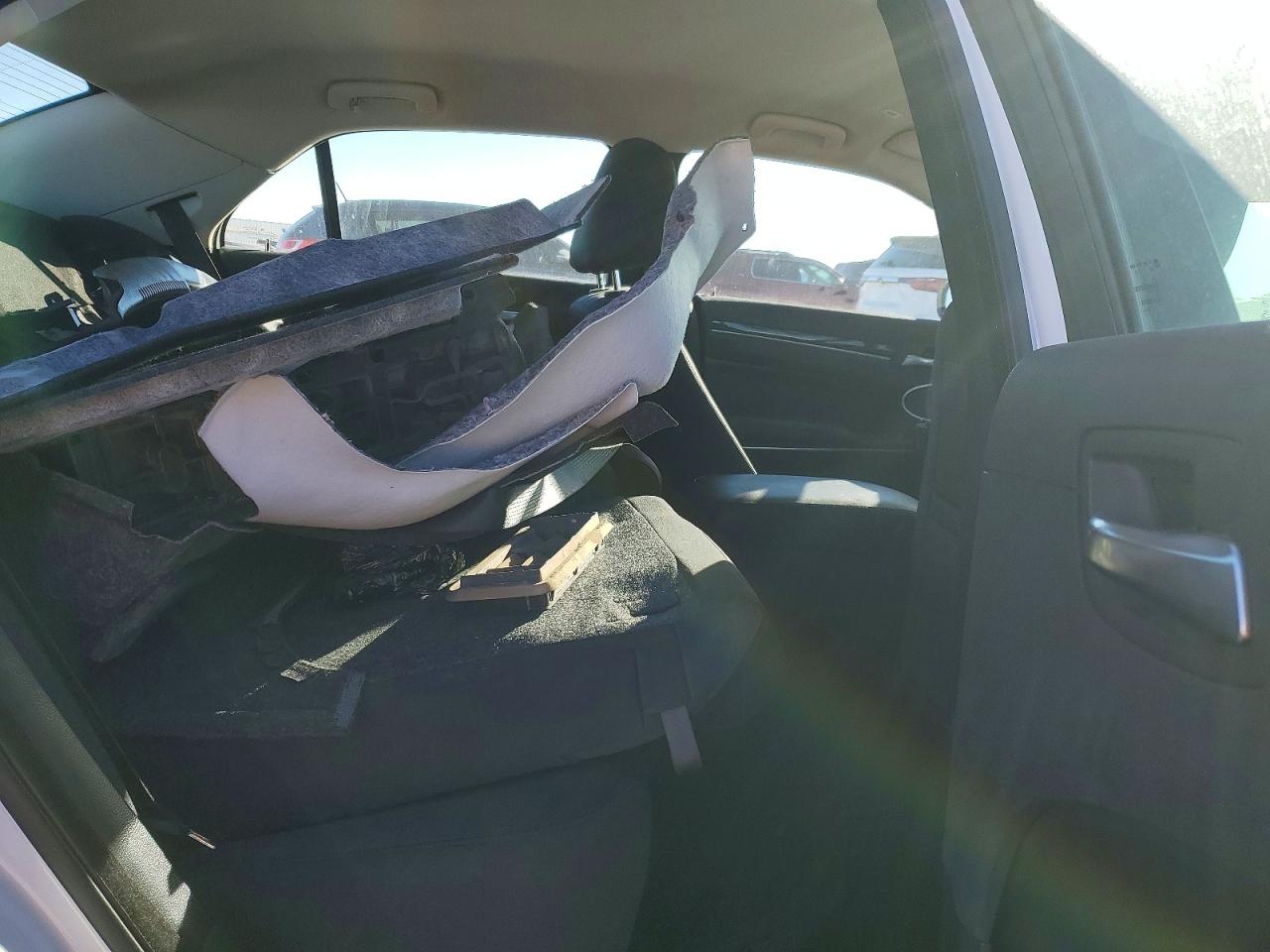 2021 CHRYSLER 300 TOURING photo 10