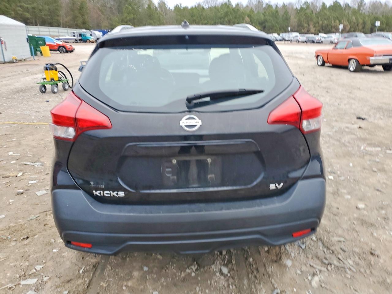 2019 NISSAN KICKS S photo 6