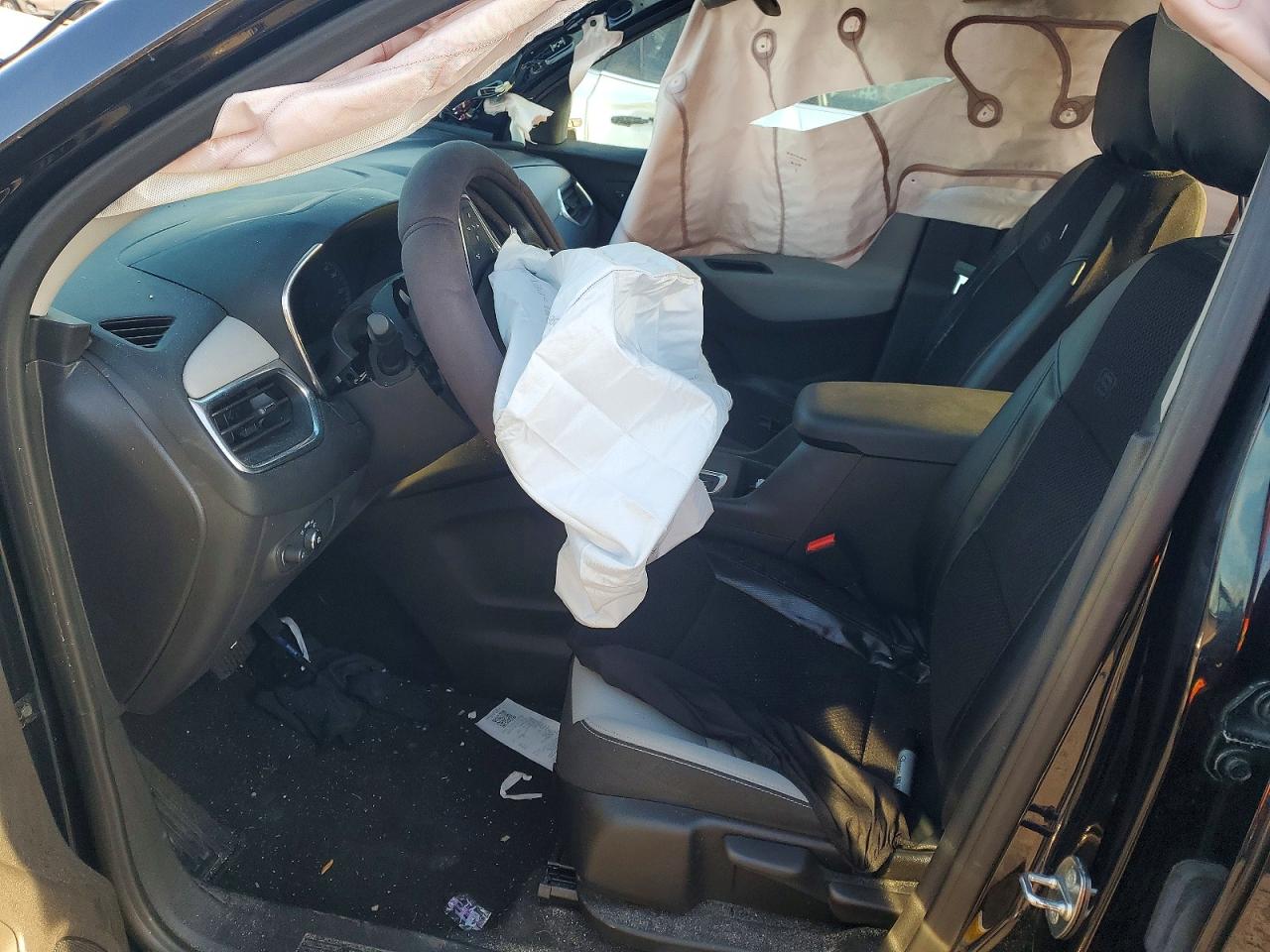 2021 CHEVROLET EQUINOX LS photo 13