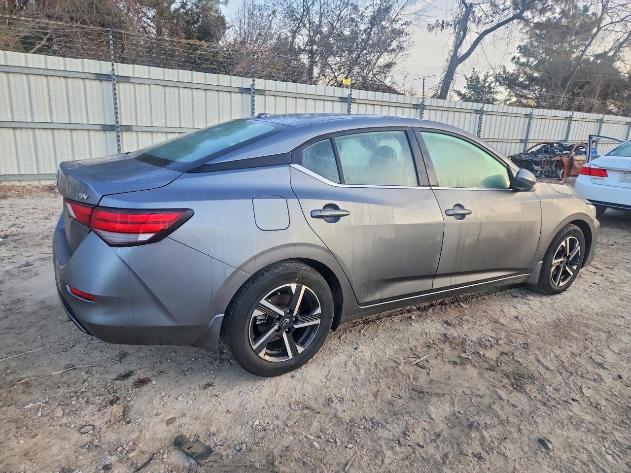 2024 NISSAN SENTRA SV photo 5