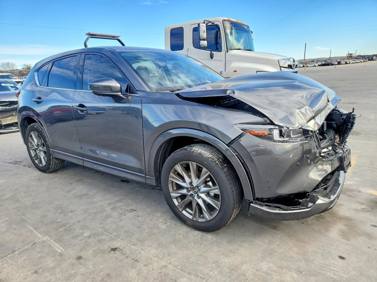 2025 MAZDA CX-5 PREMIUM PLUS photo 4