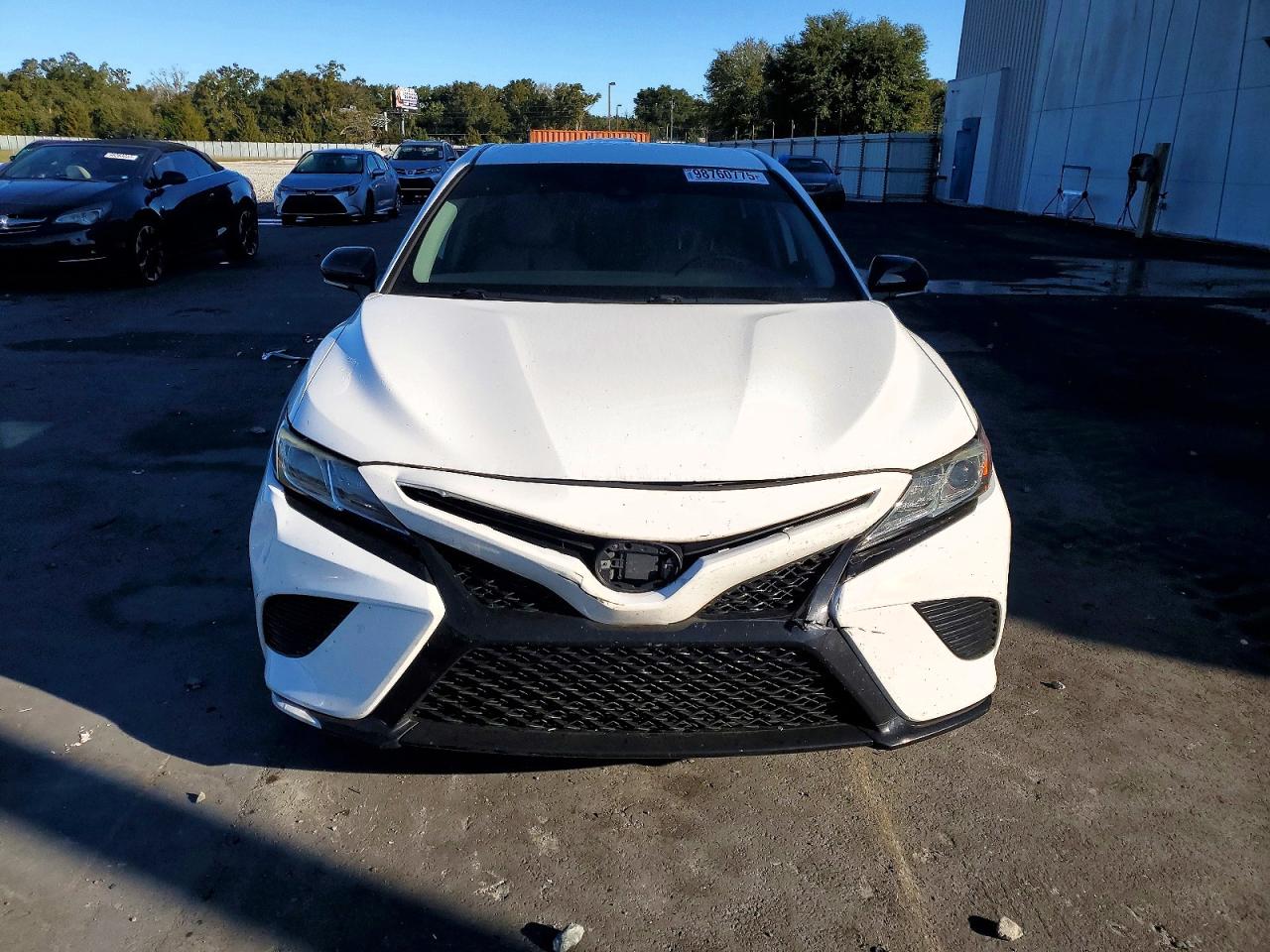 2019 TOYOTA CAMRY L photo 5