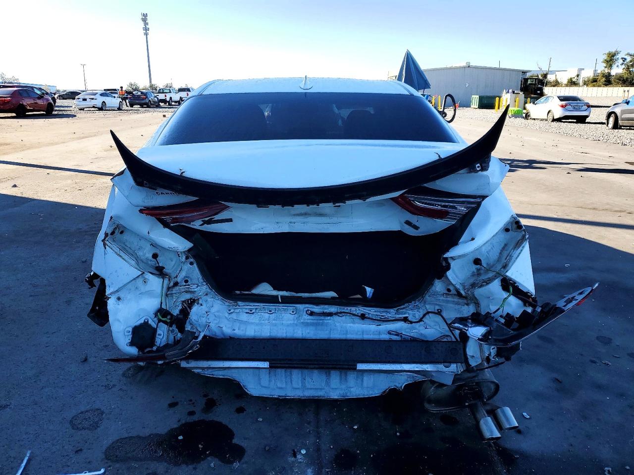 2019 TOYOTA CAMRY L photo 6