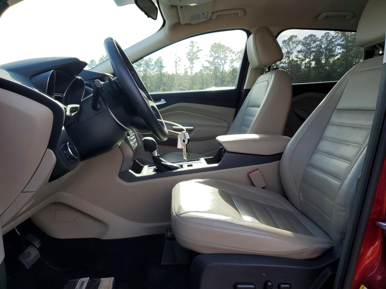 2017 FORD ESCAPE SE photo 7