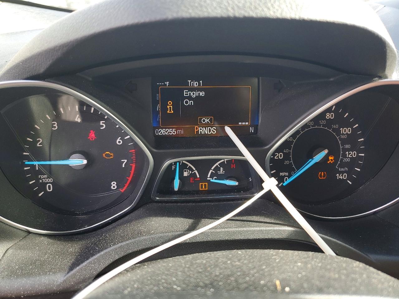 2017 FORD ESCAPE SE photo 9
