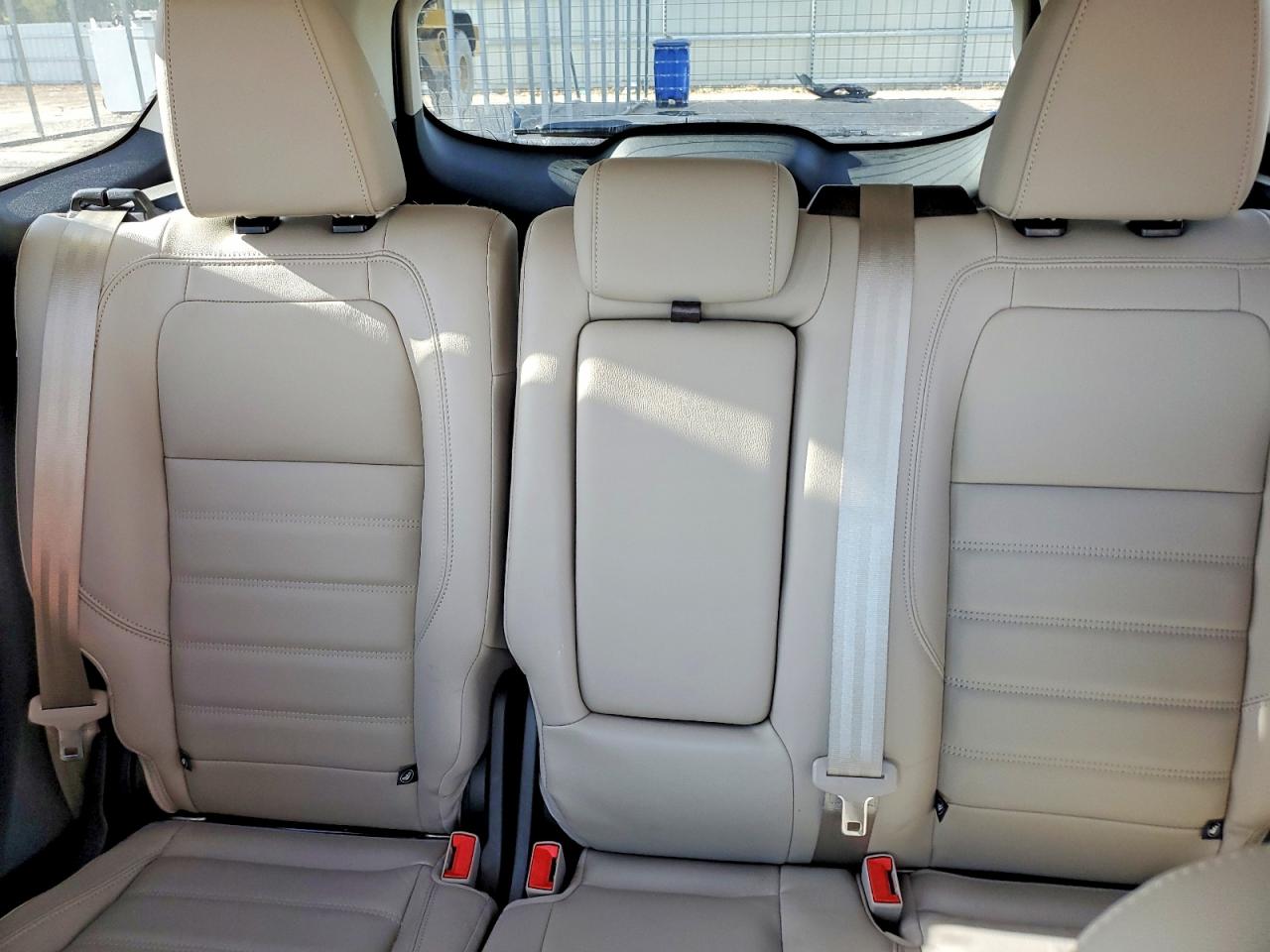 2017 FORD ESCAPE SE photo 10