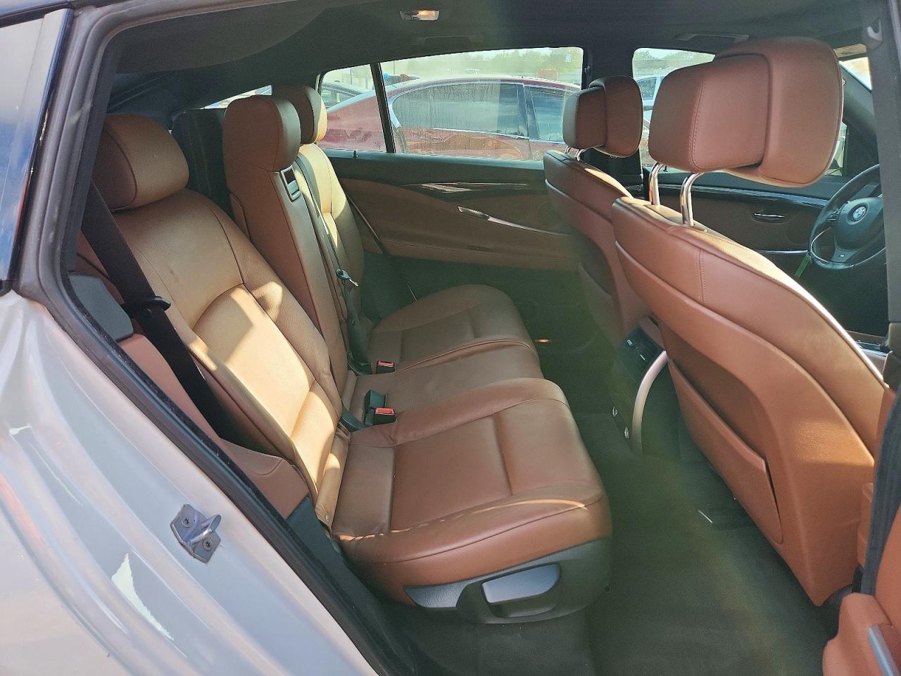 2013 BMW 535 IGT photo 11
