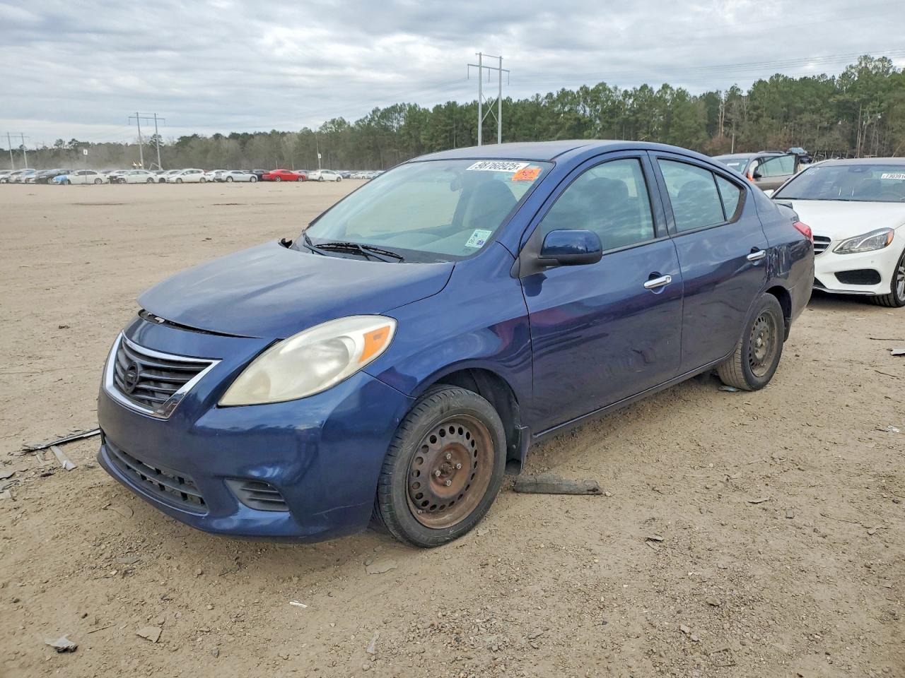 2014 NISSAN VERSA