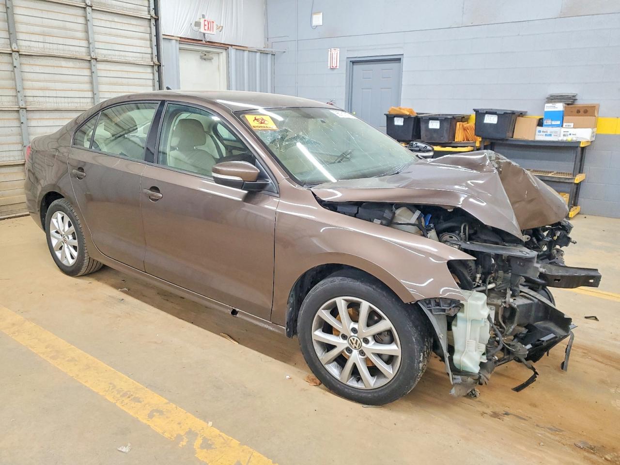 2011 VOLKSWAGEN JETTA SE photo 4