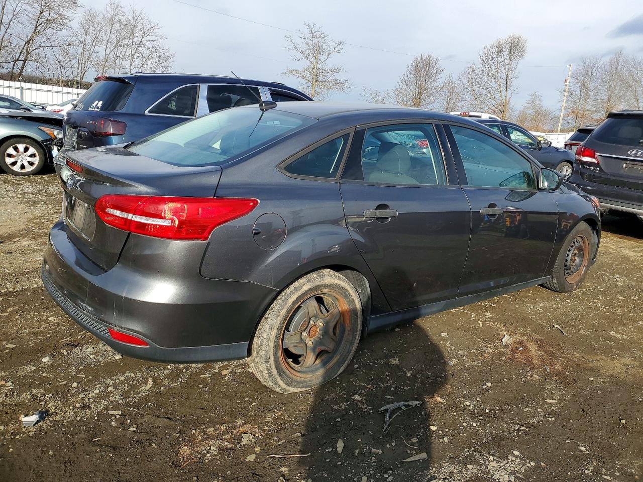 2018 FORD FOCUS S photo 3