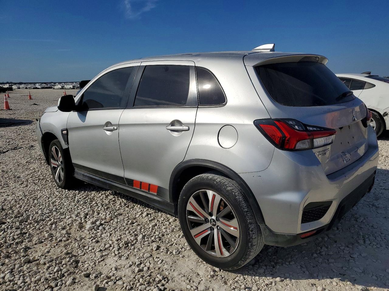 2022 MITSUBISHI OUTLANDER SPORT ES photo 2