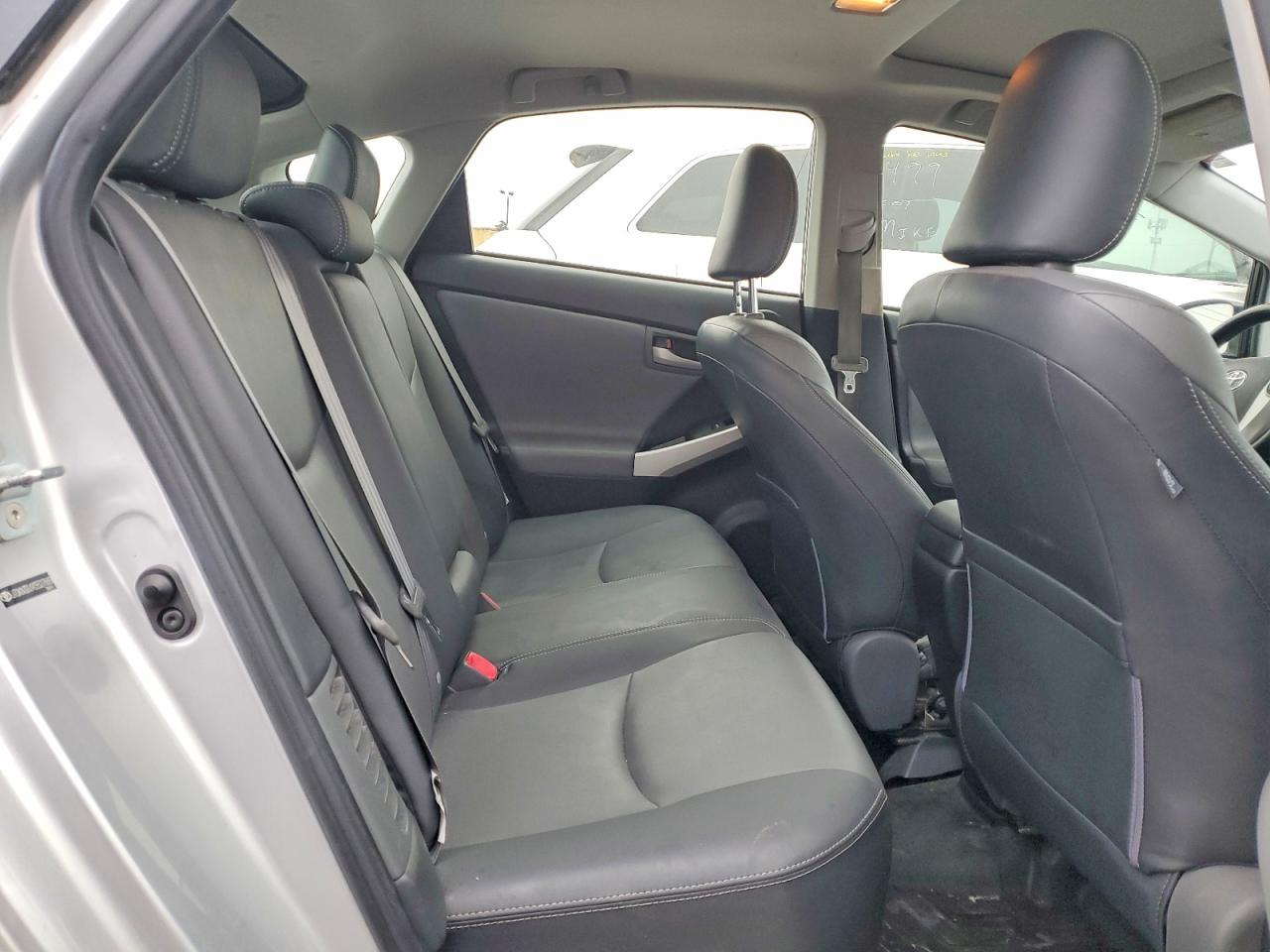 2012 TOYOTA PRIUS photo 10