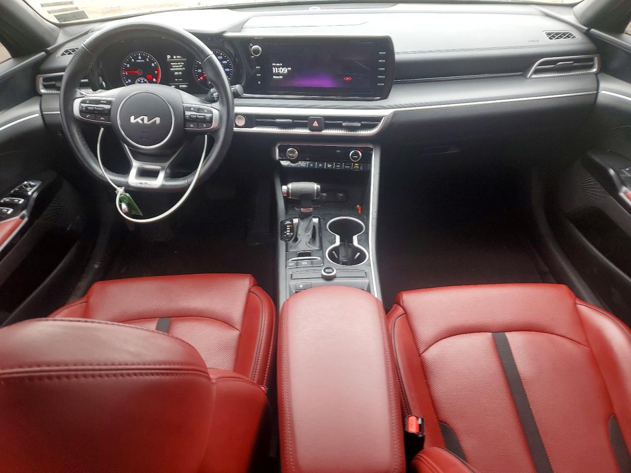 2023 KIA K5 GT LINE photo 8