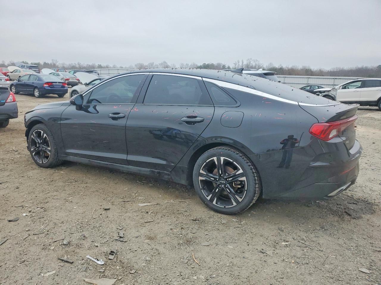 2023 KIA K5 GT LINE photo 2