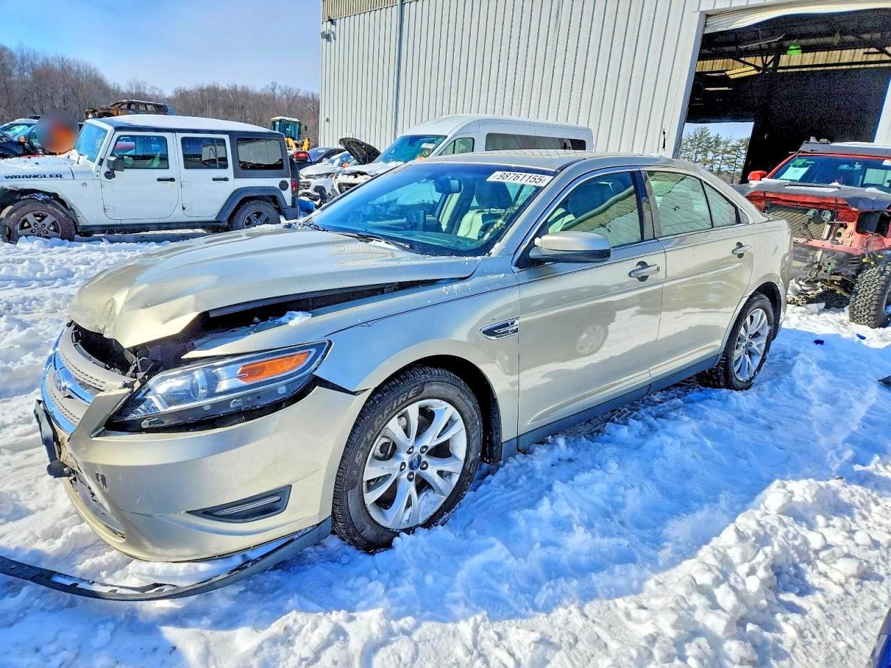 2011 FORD TAURUS