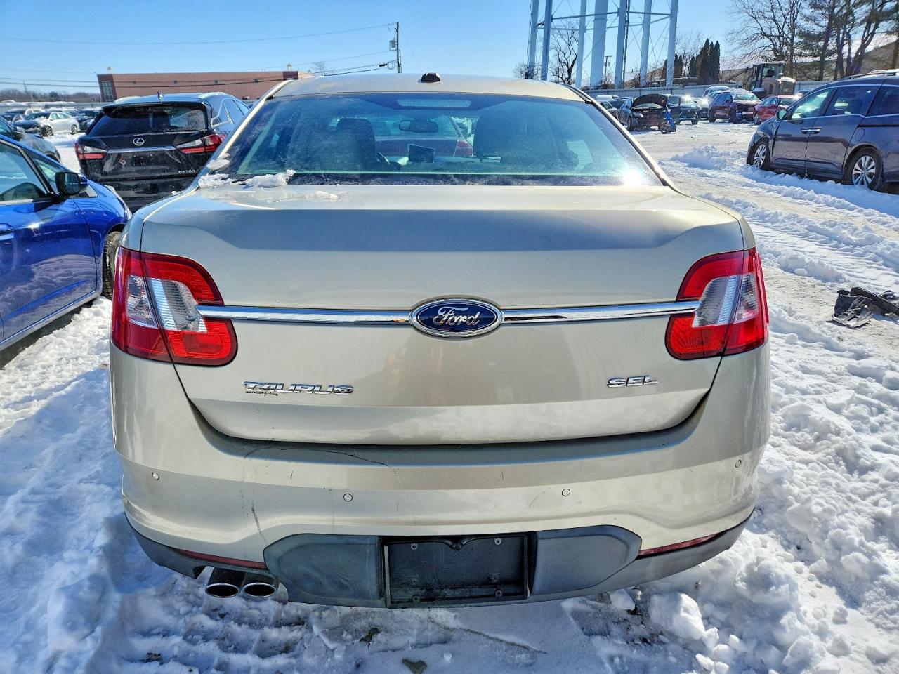 2011 FORD TAURUS SEL photo 6