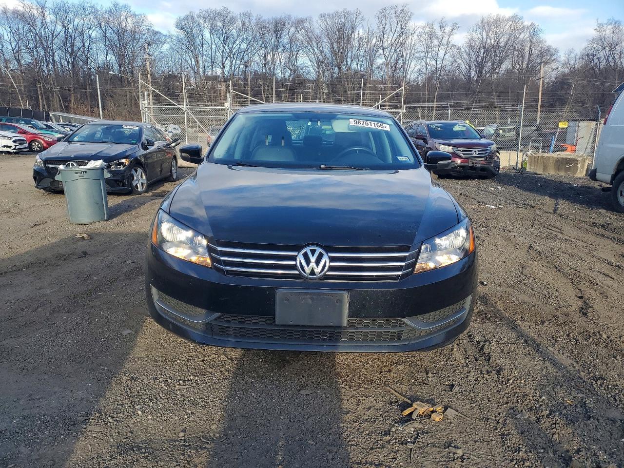 2015 VOLKSWAGEN PASSAT photo 9