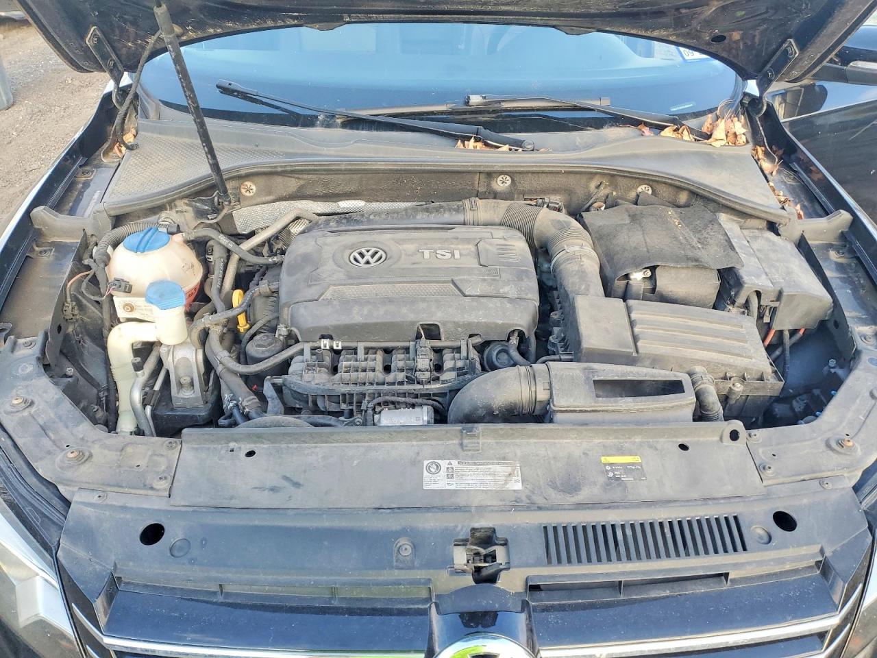 2015 VOLKSWAGEN PASSAT photo 21