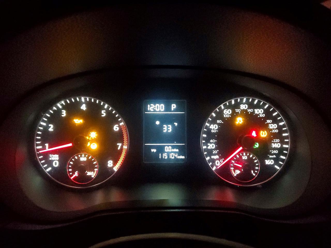 2015 VOLKSWAGEN PASSAT photo 17
