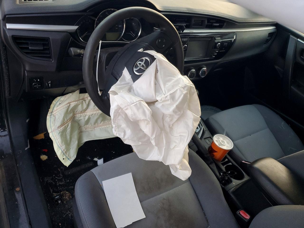 2016 TOYOTA COROLLA L photo 15