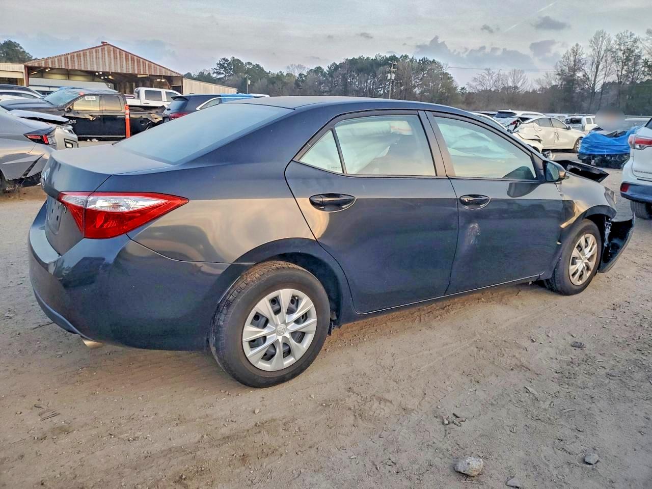 2016 TOYOTA COROLLA L photo 5