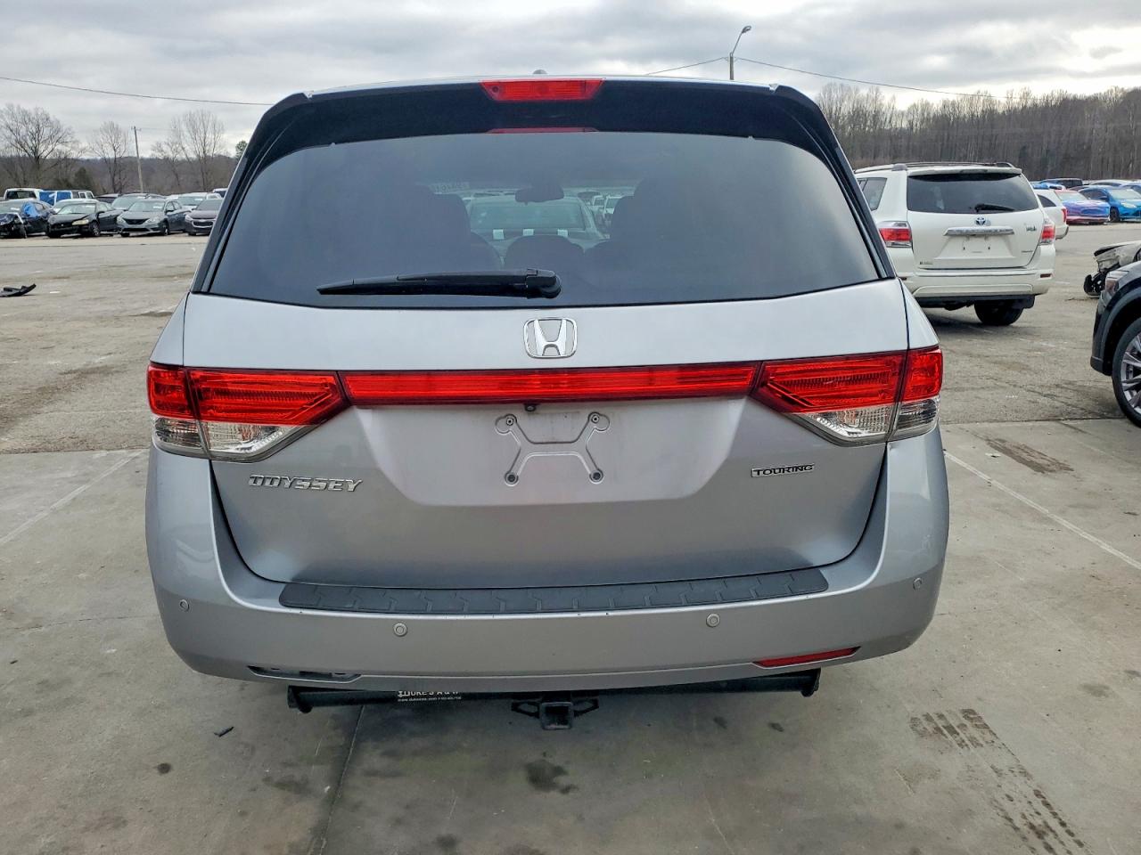 2016 HONDA ODYSSEY TOURING photo 16