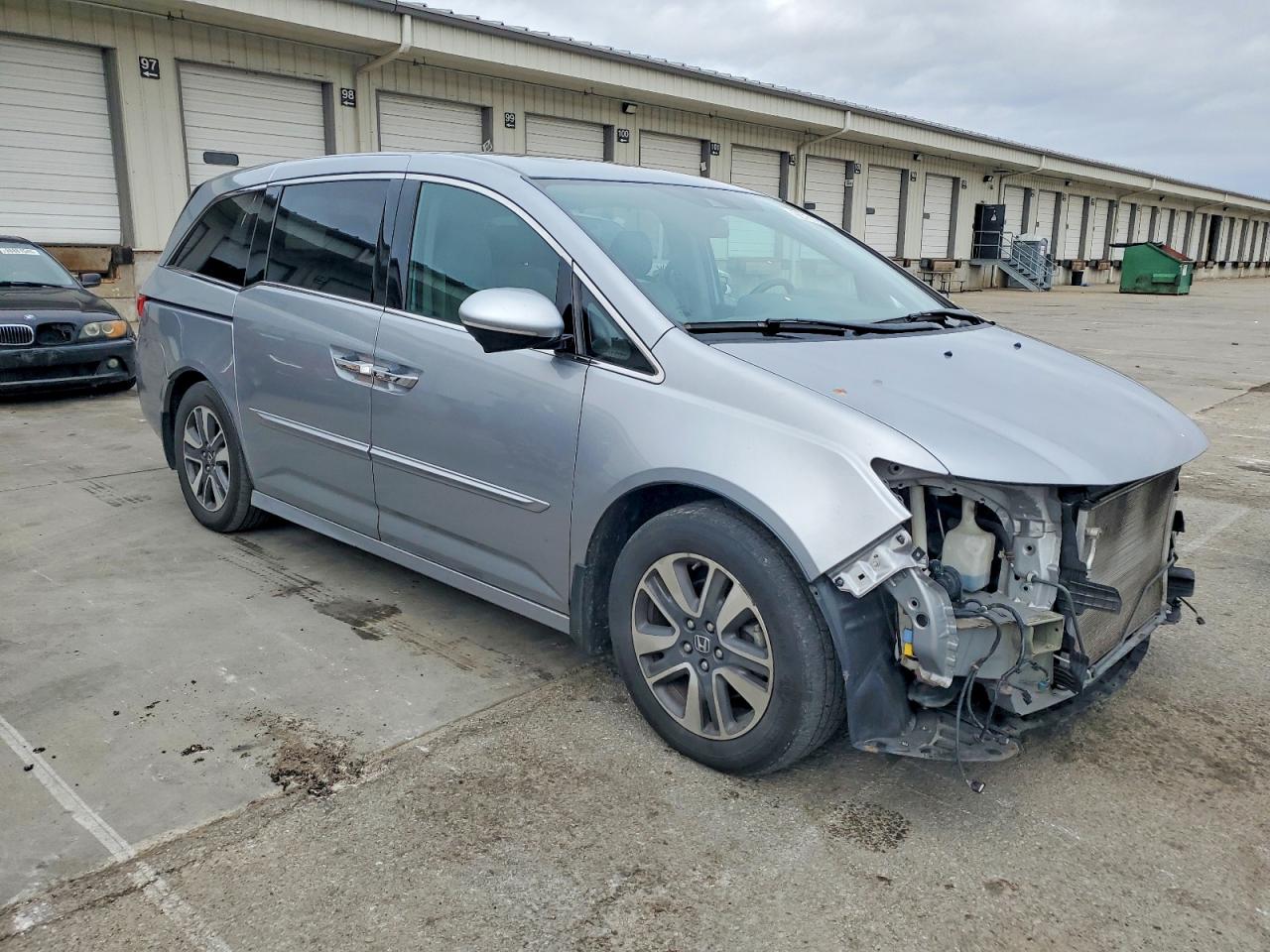 2016 HONDA ODYSSEY TOURING photo 10