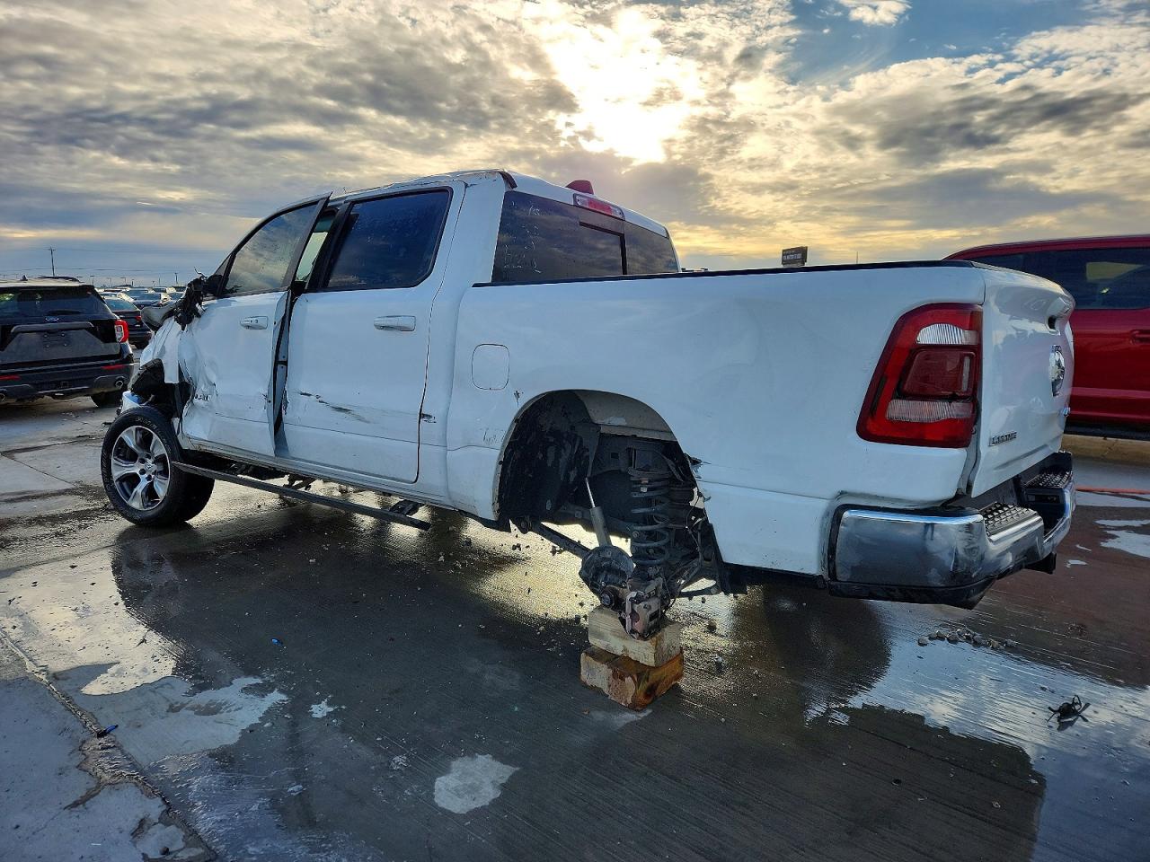 2023 RAM 1500 LARAMIE photo 3