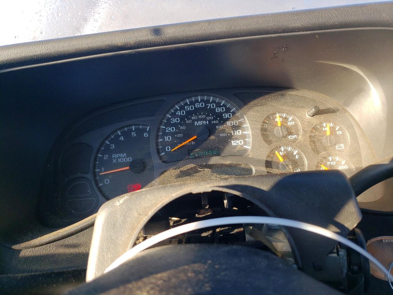 2004 CHEVROLET SILVERADO C2500 HEAVY DUTY photo 9