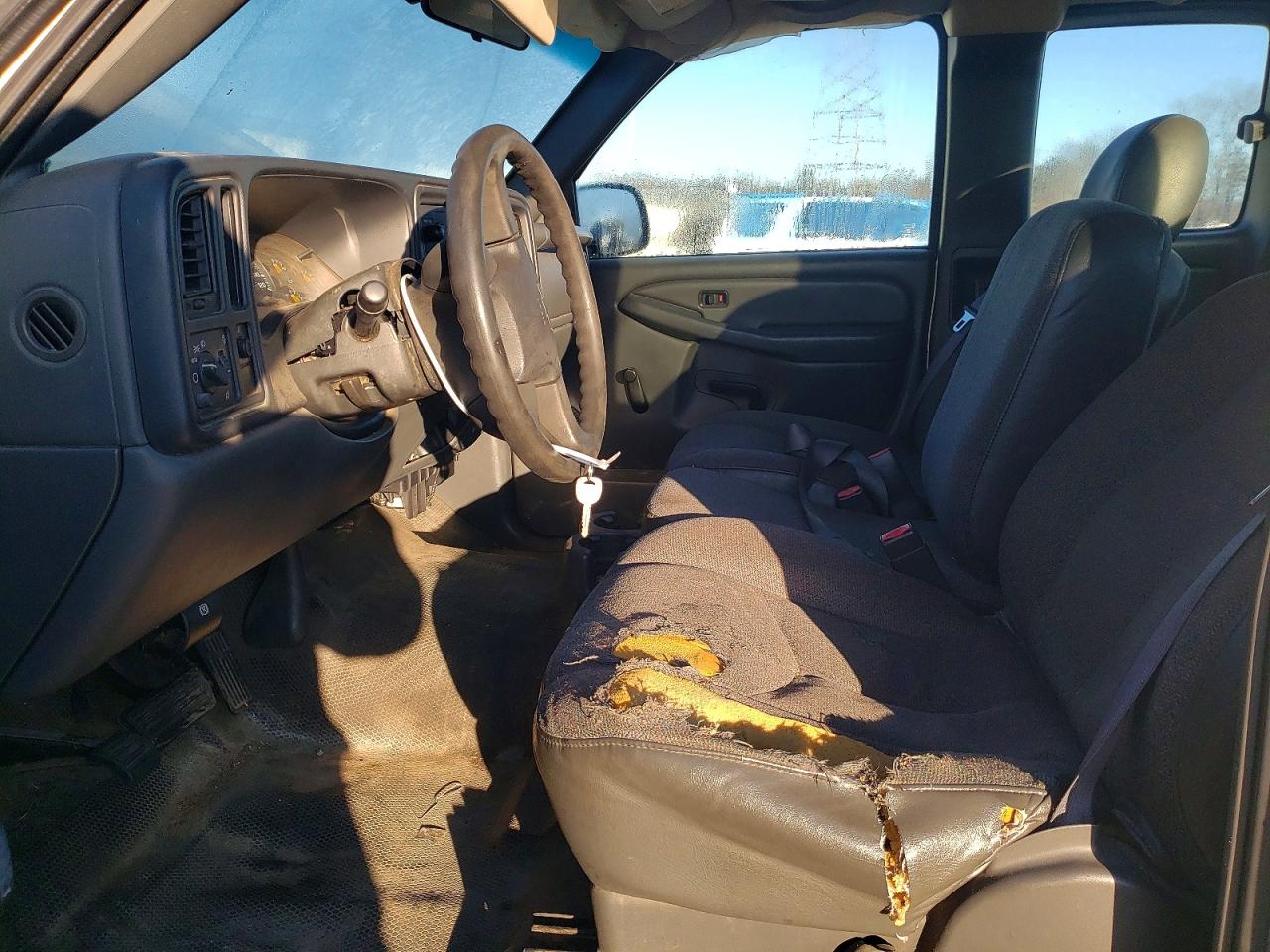 2004 CHEVROLET SILVERADO C2500 HEAVY DUTY photo 7