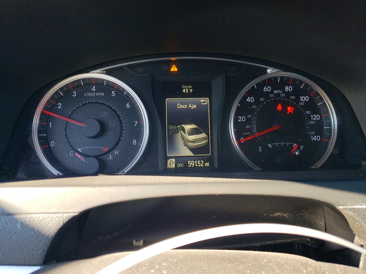 2017 TOYOTA CAMRY LE photo 9