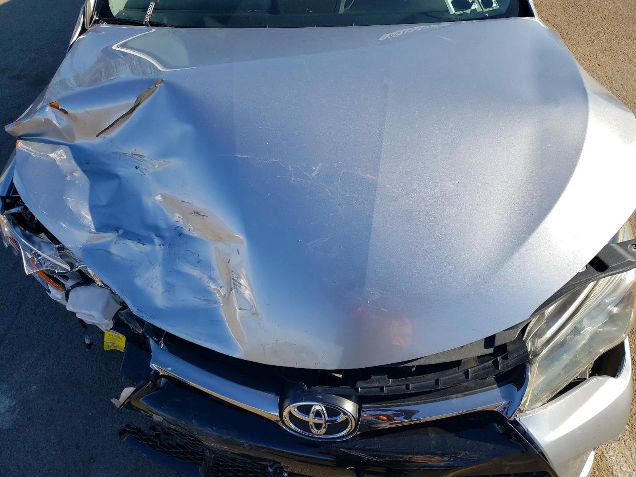 2017 TOYOTA CAMRY LE photo 11