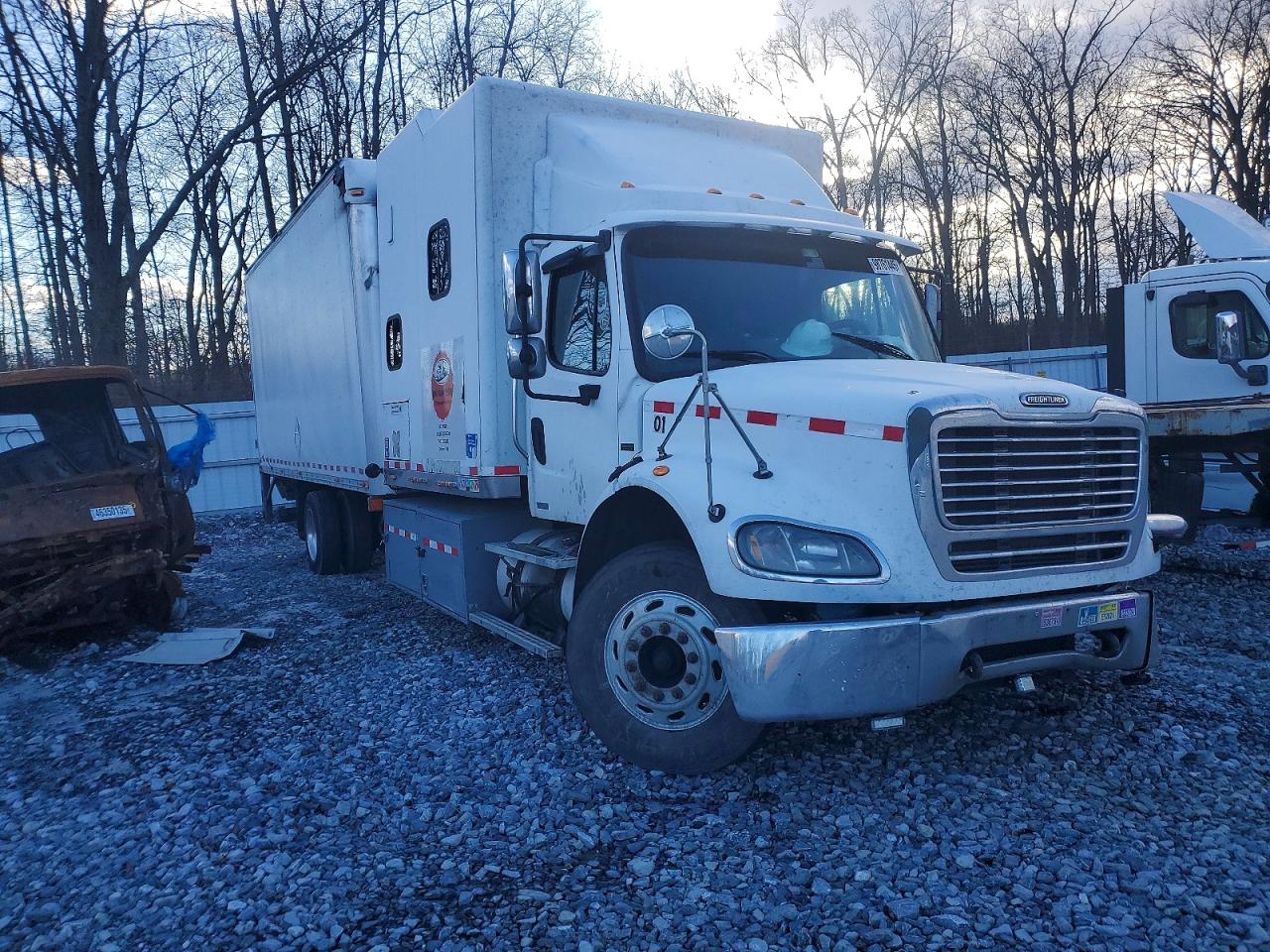 2007 FREIGHTLINER M2