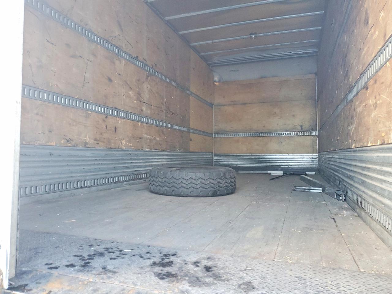2007 FREIGHTLINER M2 112 MEDIUM DUTY photo 6